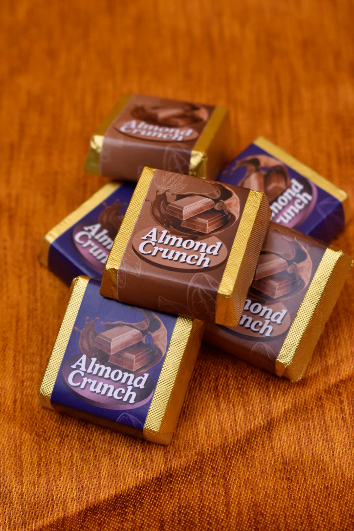 Almond Crunch (8 Pcs)