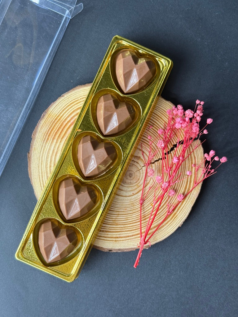 Almond Heart (Set of 5)