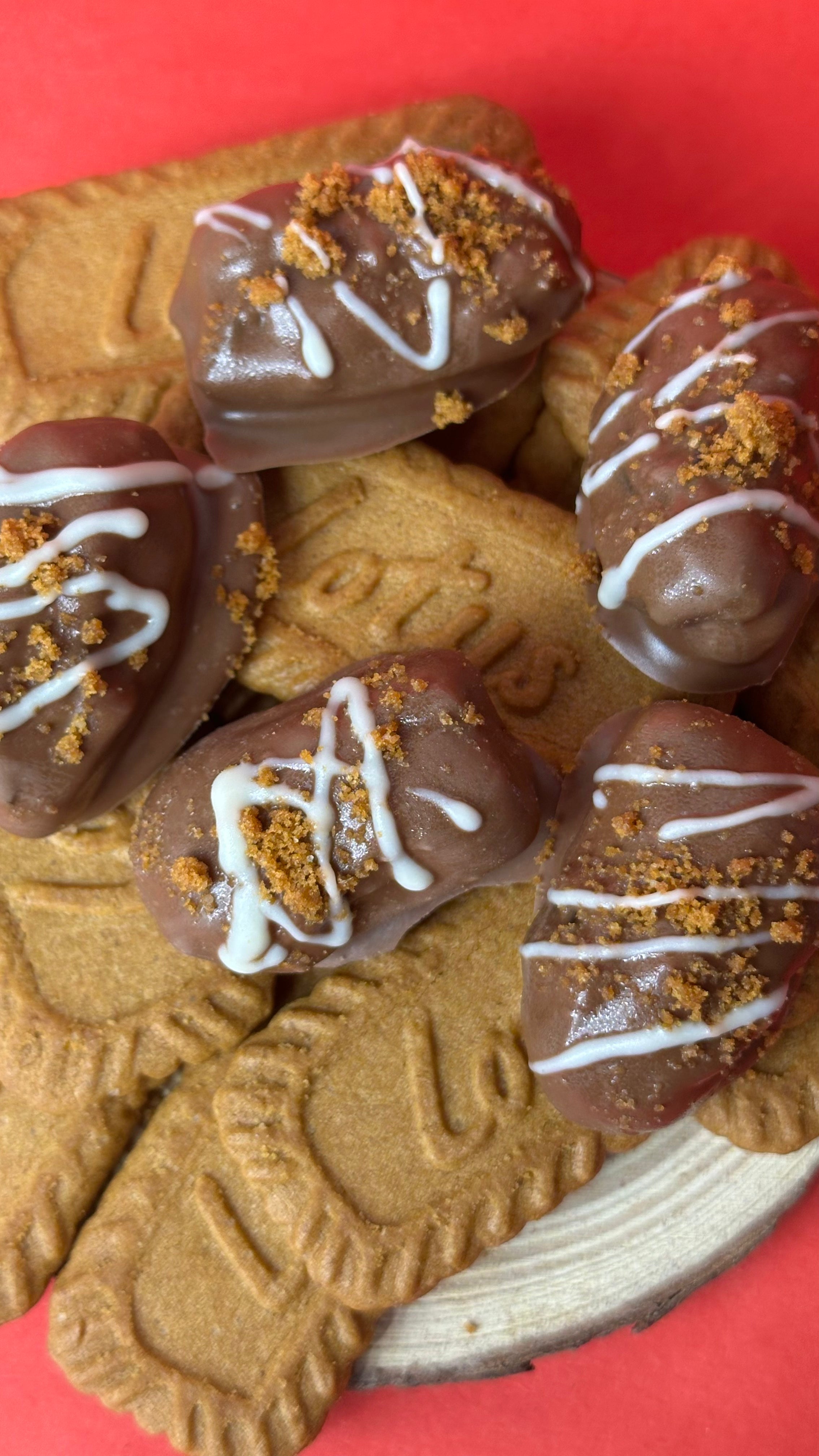 Biscoff Kunafa Date Bites (8pcs)