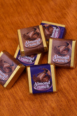Almond Crunch (8 Pcs)