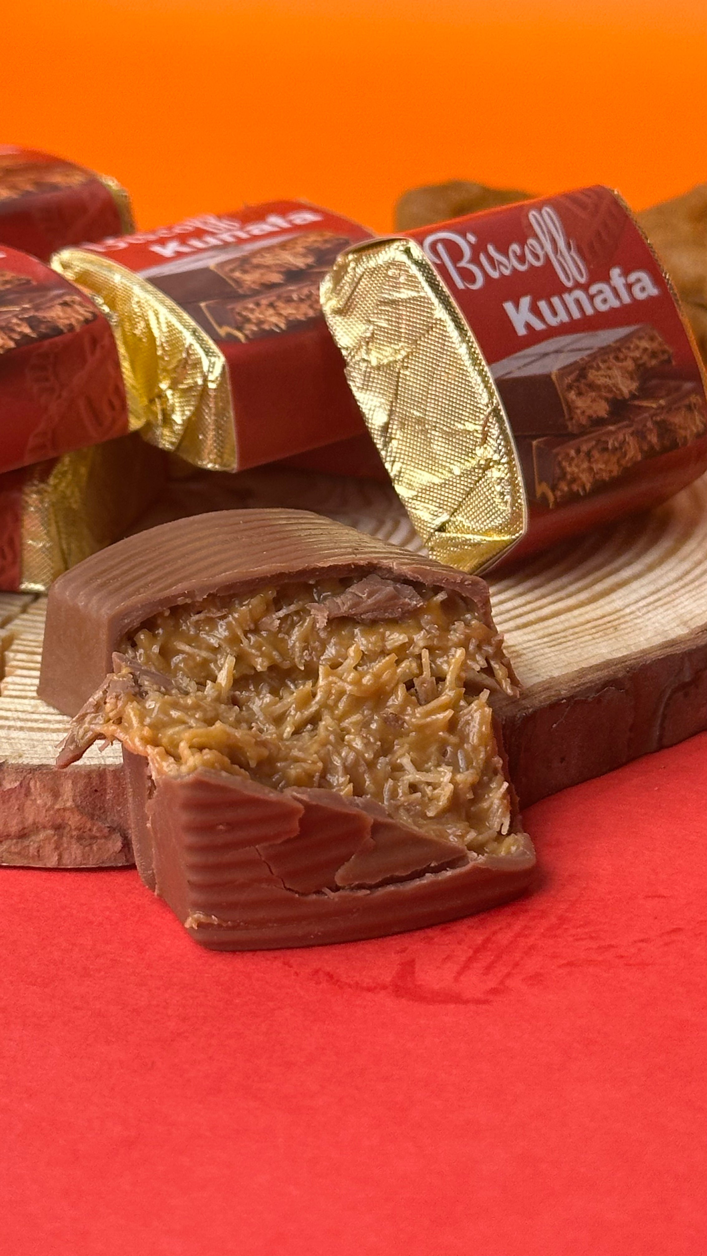 Biscoff Kunafa Chocolate Bite (8 pcs)