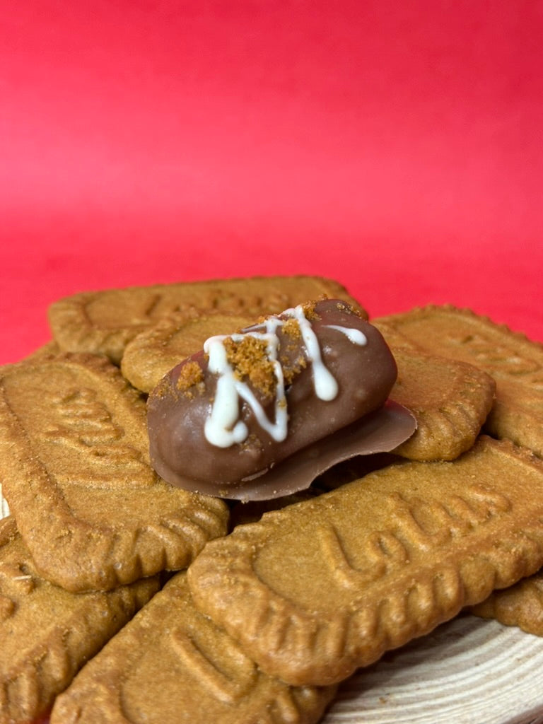 Biscoff Kunafa Date Bites (8pcs)