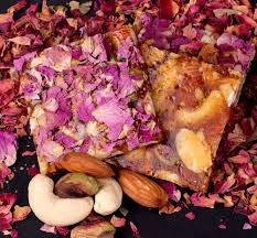 Almond Rose Petal (6 Pcs)